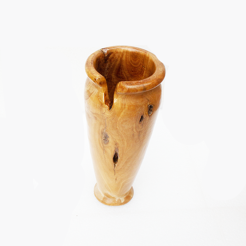 Vase en bois tourné